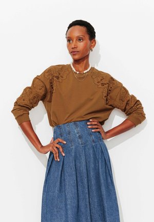 BRODÉ - Sweatshirt - tabac