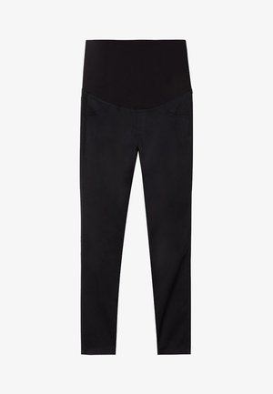 Černé těhotenské džíny s elastickým vysokým pasem a úzkými nohavicemi, zobrazené rozložené na bílém pozadí.