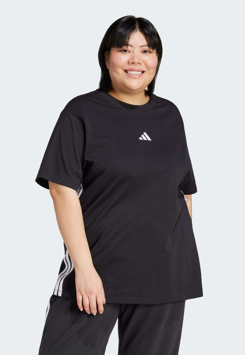 Melna īsām piedurknēm t-kreklu, kas izgatavots no mīksta materiāla, ar baltu Adidas emblēmu uz krūtīm un baltām svītrām sānos.