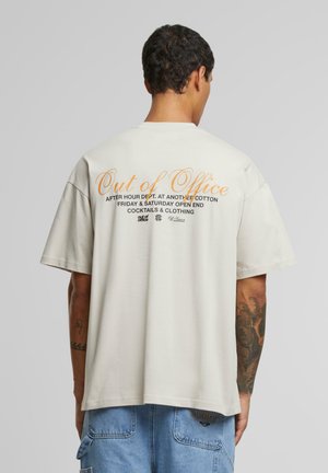 Another Cotton Lab OUT OF OFFICE - Camiseta estampada - white