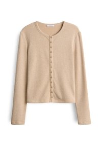 Unselected, macadamia