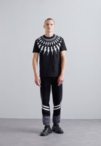 Neil Barrett MODERNIST - Παντελόνι φόρμας - black/mottled grey