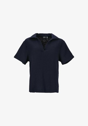 Tummansininen lyhythihainen paita, jossa on teksturoitu kangas, V-pääntie ja kärjellinen kaulus. Ominaisuuksiin kuuluu rento malli ja hillitty brändäys rinnassa.