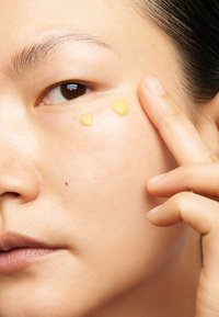 Peter Thomas Roth - POTENT-C POWER EYE CREAM - Eyecare - - Thumbnail Image 1