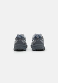 ASICS SportStyle GEL-VENTURE 6 GTX UNISEX - Sapatilhas - piedmont grey/metropolis