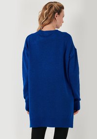 LELA Pullover - saxe blue