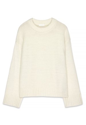 Cremefarvet strikket sweater med lange ærmer, ribbede manchetter, kant og rund hals på en hvid baggrund.