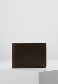 Braune Lederbörse mit glatter Oberfläche, rechteckiger Form und dezenter Naht. Mit geprägtem Logo in der unteren rechten Ecke.
