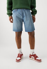 Jack & Jones - JJIALEX JJORIGINAL JORTS - Kratke hlače od trapera - blue denim Minijatura 1