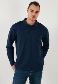 REGULAR FIT - Pitkähihainen paita - royal blue