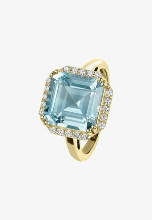 Goldring mit einem großen, quadratisch geschliffenen hellblauen Stein, umgeben von kleinen weißen Steinen entlang des Bands. Glatte, polierte Oberfläche.