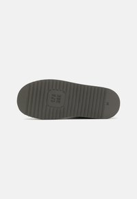 Copenhagen Studios CPH249 - Čības - off black