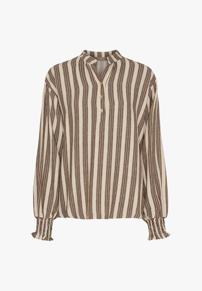 Stripet bluse i creme, brun og mørkebrun. Har ståkrave, knappelukning og rynkede manchetter for en afslappet pasform.