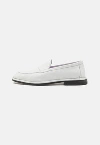 NOTO - Loaferit/pistokkaat - white