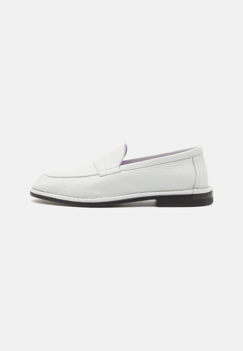 Pierre Hardy - NOTO LOAFER - Slip-ons - white, Enlarge