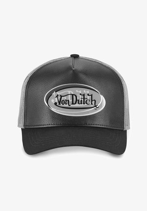 Casquette noire avec une visière incurvée, présentant un avant en cuir texturé et des côtés en mesh, accentuée par un grand logo gris en forme d'ovale.