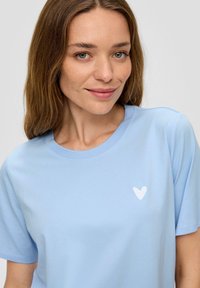s.Oliver T-shirt basic - himmelblau