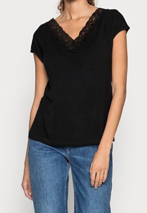 T-shirt basic
