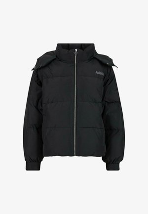 Černá vatovaná bunda s vysokým límcem, předním zipem, odnímatelným ramenním klapkou a decentním logem na hrudi.