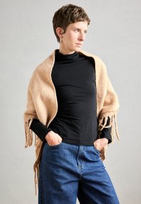 Pončo - beige
