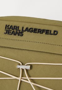 Karl Lagerfeld Jeans UTILITY STRING  - Torba preko tijela - mosstone