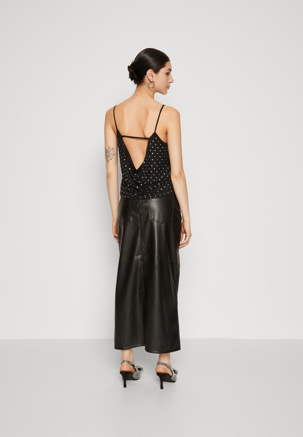 ONLBECCA STUDS STRAP