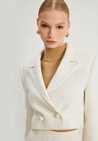 Koton CROP - Blazer - off white
