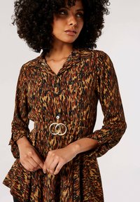 Apricot Blusenkleid - rust