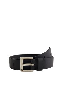 Ceinture en cuir noir avec une finition texturée, dotée d'une bouclerie rectangulaire en argent et de plusieurs trous pour un ajustement de taille.