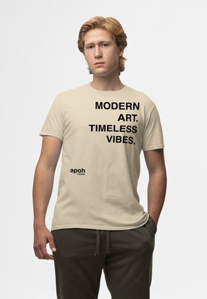 APOH LONDON MODERN ART SLOGAN - T-shirt imprimé - light sand