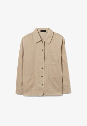Chaqueta de pana beige con cuello, botones en la parte delantera y dos bolsillos de parche. Tejido texturizado con detalle de canalé vertical.