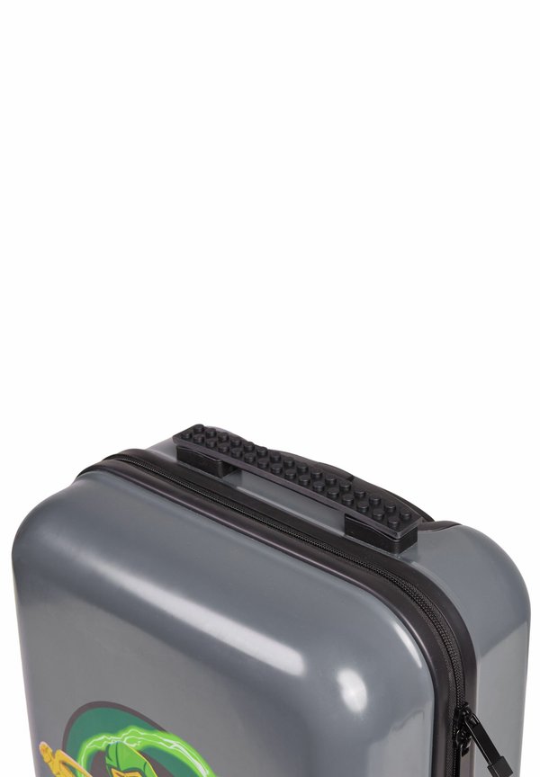 Cabin Case Play Date – Trolley