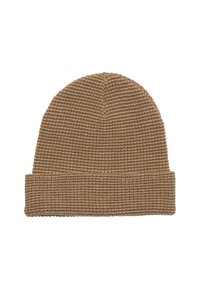 Gorro de lana con un diseño de trenzado en tonos marrón y crema, que presenta un ribete doblado y una forma redondeada en la parte superior.