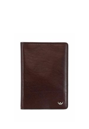 Portefeuille en cuir marron foncé fermé avec des bords cousus et un petit logo animalier argenté en bas à droite sur fond blanc.