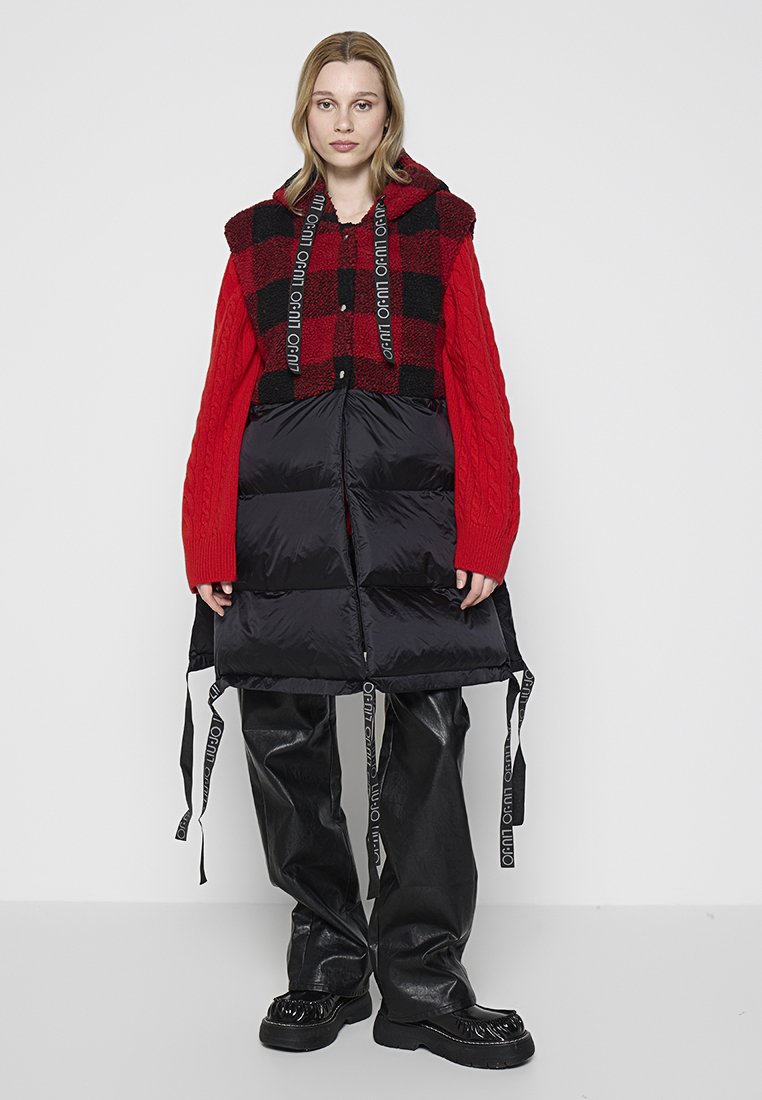 LIU JO Bodywarmer rood LIU JO Bodywarmer rood