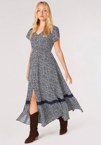 Apricot CROCHET - Maksimekko - blue