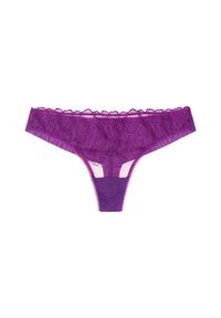 String violet en dentelle avec broderie florale. Tissu en mesh transparent et panneau solide contrastant. Bords découpés délicats. Design minimaliste.