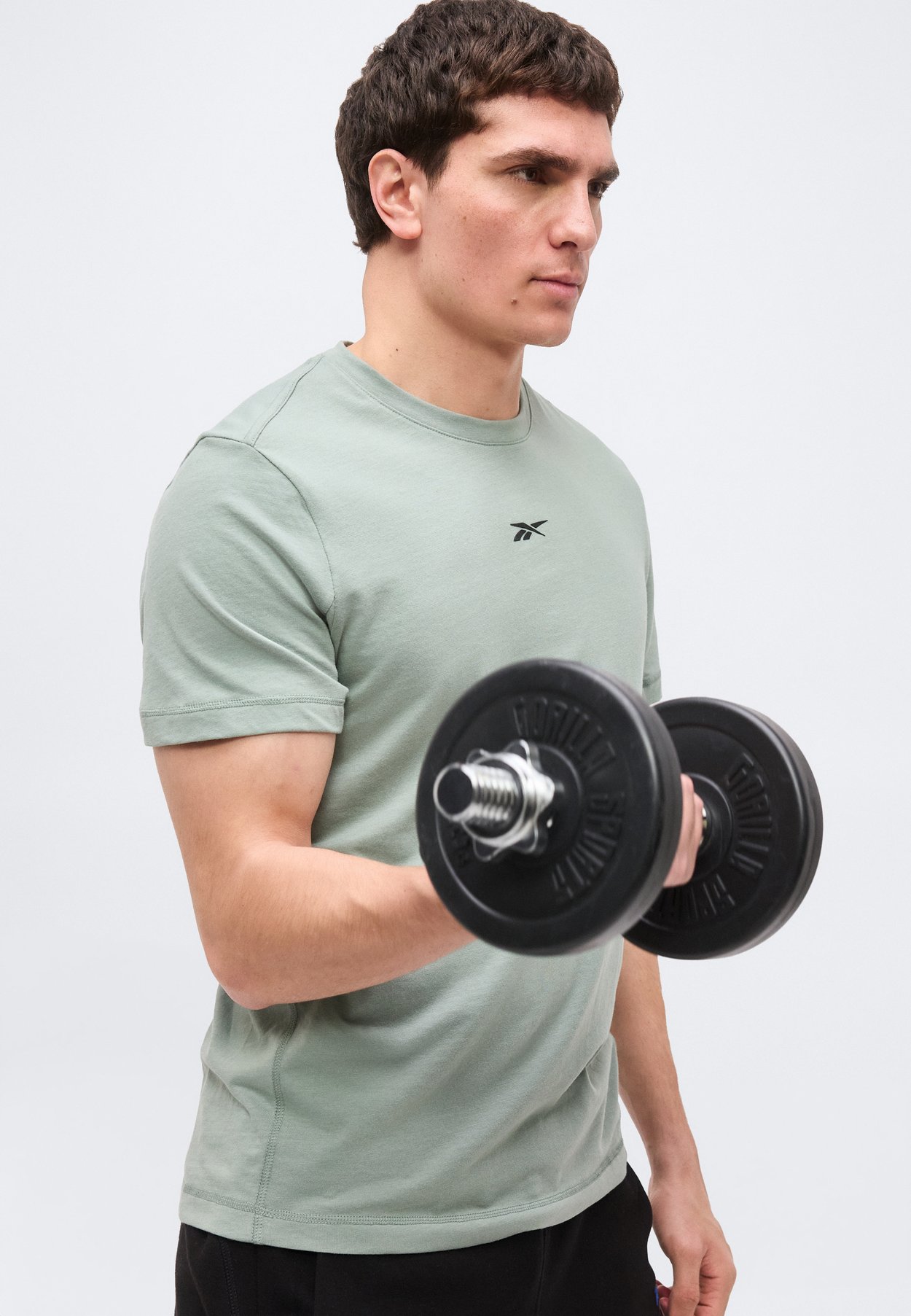 ATHLETE 