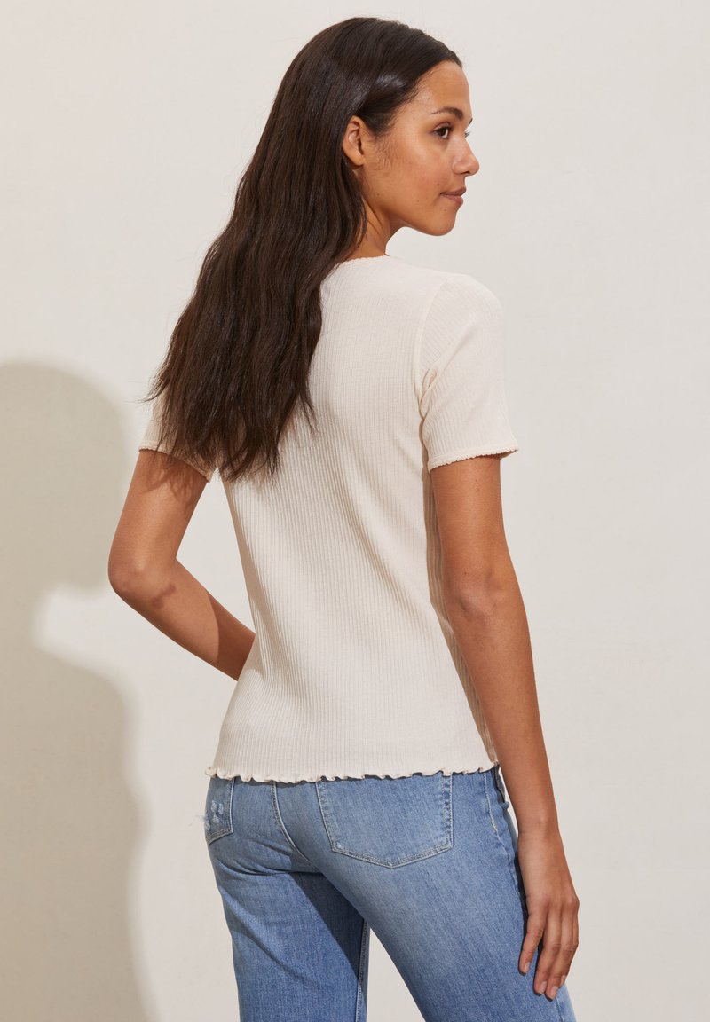 Damen T-Shirts | Odd Molly ROBERTA T-Shirt basic shell/offwhite - ME23853 Damen T-Shirts | Odd Molly ROBERTA T-Shirt basic shell/offwhite - ME23853