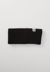 Unselected, black