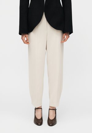 BERGIO - Nadrágok - ivory