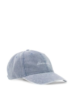 Svijetloplava traper baseball kapa s zakrivljenim obodom, dizajnom od šest panela i bijelim izvezenim logotipom "Guess Jeans" sprijeda.