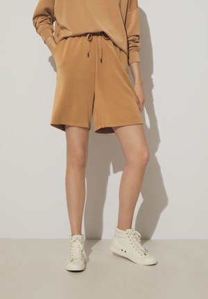 Shorts - brown