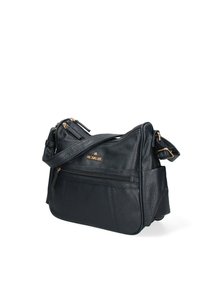 Borsa a spalla in pelle nera con superficie texturizzata, dettagli dorati, tasca frontale con zip, tracolla regolabile e zip laterale per ulteriore spazio di archiviazione.