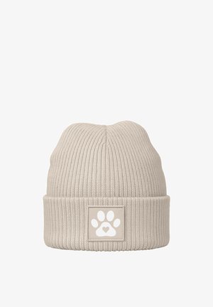 Knit beanie in light beige, featuring a foldable cuff and a square patch with a white paw print design and a small heart detail.