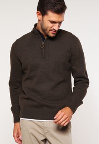 Barbour Trui - olive