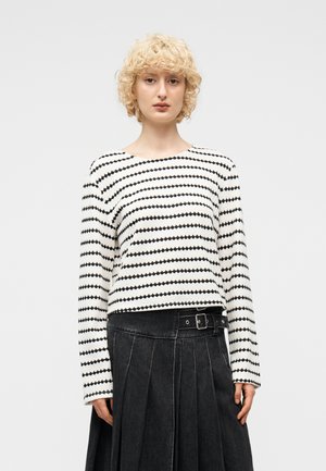 ONLY ONLEVA O NECK STRIPE - Pullover - cloud dancer/black