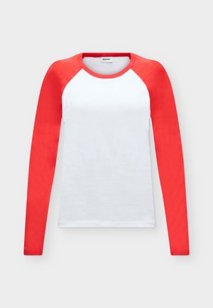 Noisy May, NMCAROLYN RAGLAN - Langærmet T-shirt - bright white/racing red