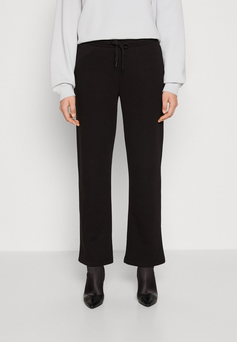 Gina Tricot - BASIC STRAIGHT SWEATPANTS - Jogginghose - black, Vergrößern