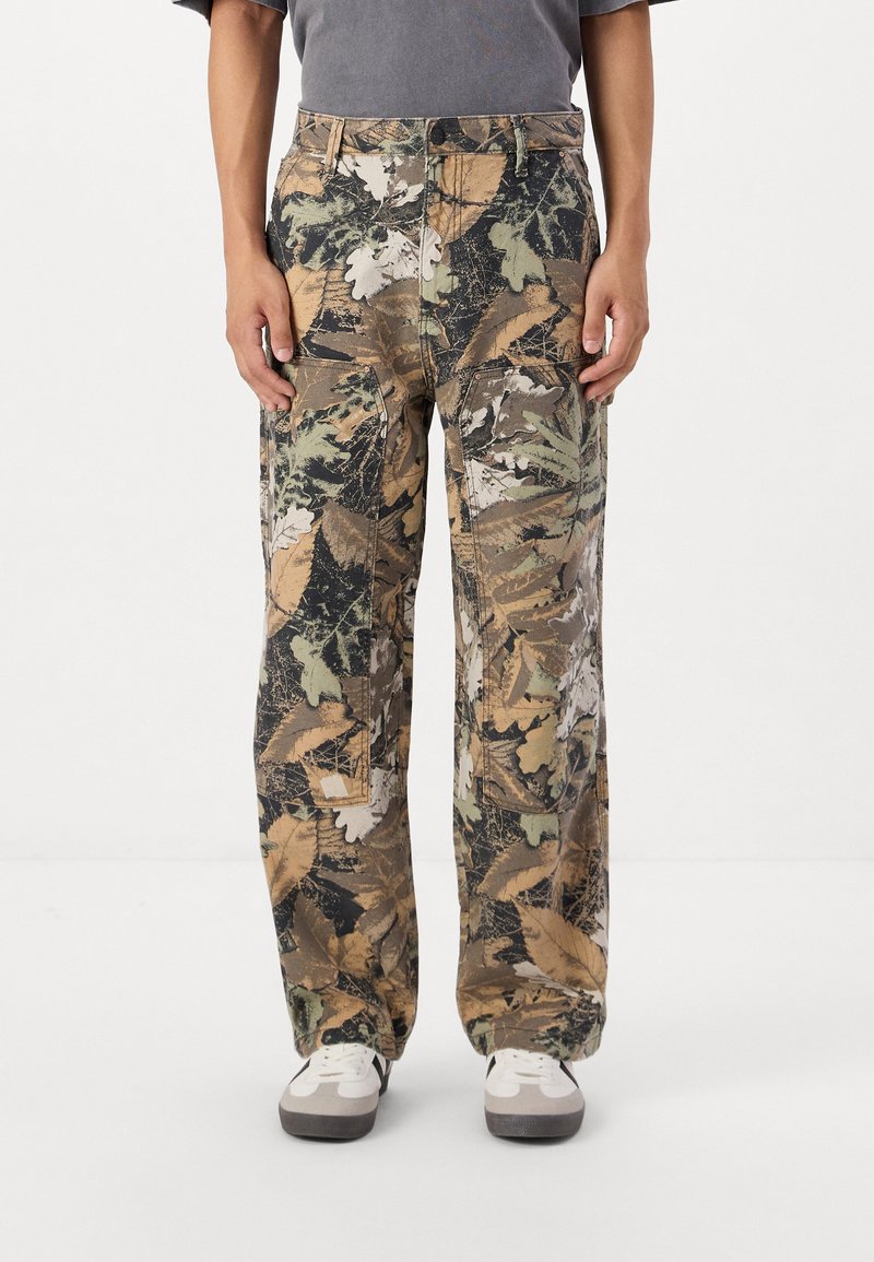Only & Sons ONSFADE CARPENTER LOOSE PANT - Bukser - bungee cord